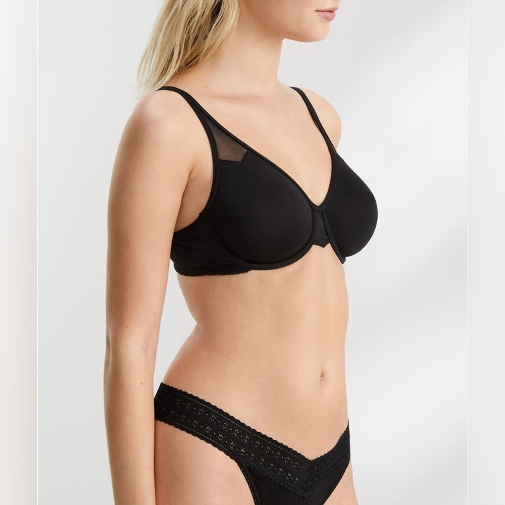 Wacoal Women's Body By Wacoal Underwire Bra black size 32C NWT